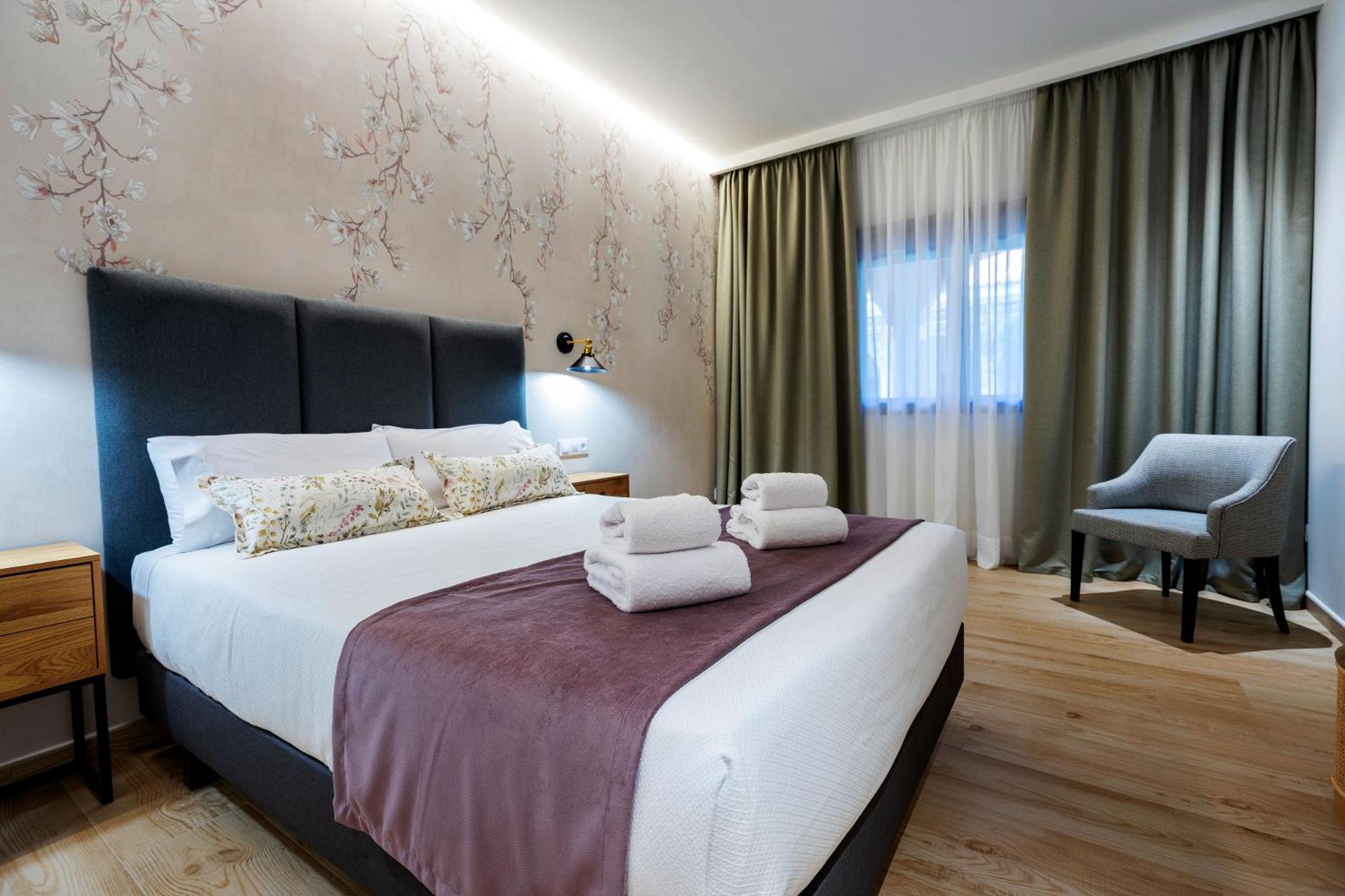 Complejo Valle Grande Zarza La Mayor ภายนอก รูปภาพ